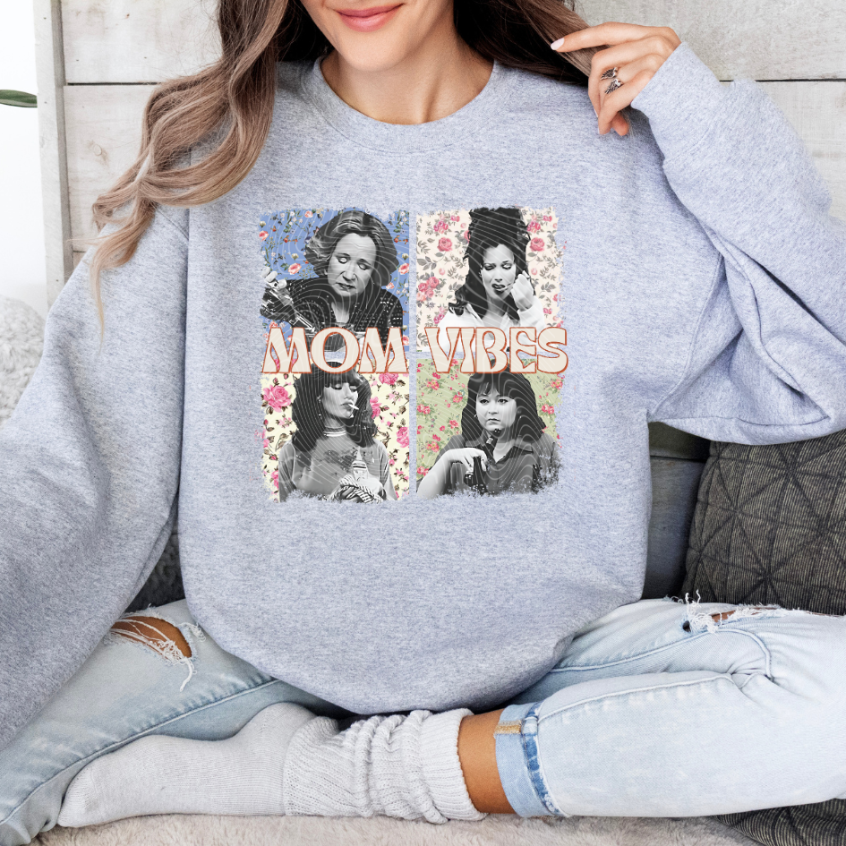 Mom Vibes Vintage DTF